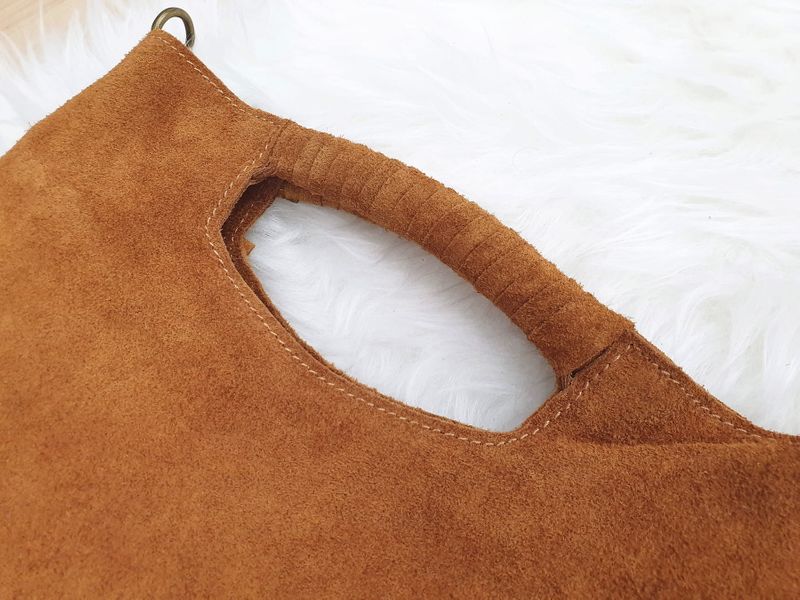 VERA PELLE torebka zamszowa listonoszka boho z frędzlami V406 brązowa zdjęcie 11