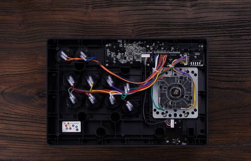 Pad 8BitDo Arcade Stick Xbox/PC White na Arena.pl