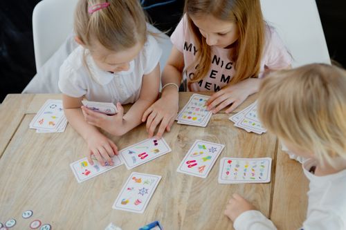 Gra Namierz To na Arena.pl