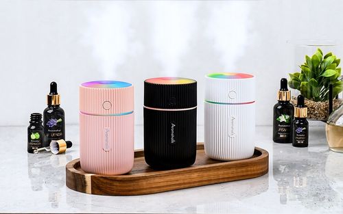 Nawilżacz samochodowy USB LED - Zapach do auta | Aromaterapi na Arena.pl