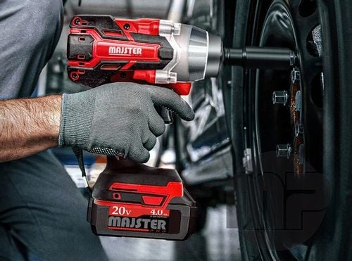 KLUCZ UDAROWY Akumulatorowy BEZSZCZOTKOWY do KÓŁ 20V 1/2' 2xAKU 4AH WALIZKA na Arena.pl