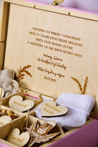 Pamiątka Chrztu Świętego Prezent na Chrzest Święty GOTOWE PUDEŁKO Różowe na Arena.pl