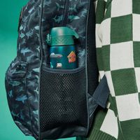 BIDON Z PODWÓJNĄ BLOKADĄ OTWARCIA SZKOLNY AUTA SAMOCHODY ION8 0,5 L