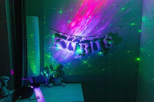 PROJEKTOR KOSMOSU WALEC na Arena.pl