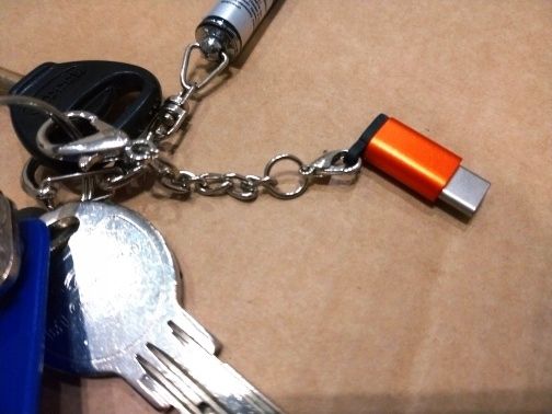 ADAPTER brelok micro usb typ b na typ c srebrny zdjęcie 3