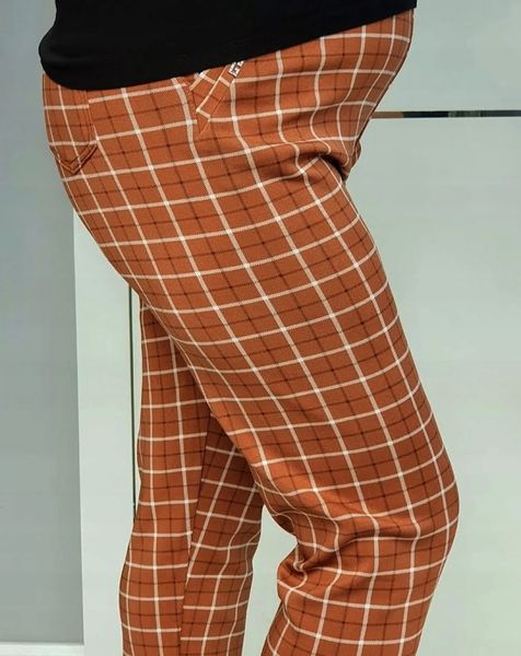 Spodnie damskie cygaretki w kratkę 7XL/8XL brązowe z kieszeniami zdjęcie 2