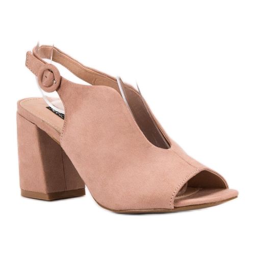 Zabudowane Sandały r.38 na Arena.pl