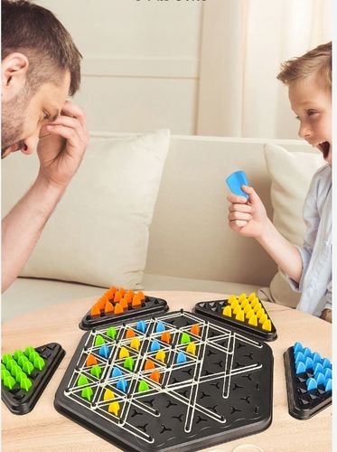 TRIANGLE CHESS BOARD GAME, INTERACTIVE PEGBOARD GAME, DESKTOP BOARD GAMES na Arena.pl