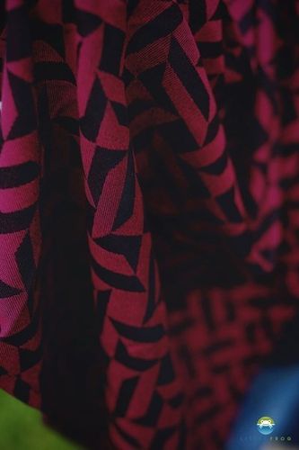 Chusta tkana Little Frog - Ruby Dust 6 na Arena.pl