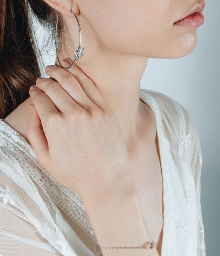 Kolczyki srebrne "Knot" na Arena.pl