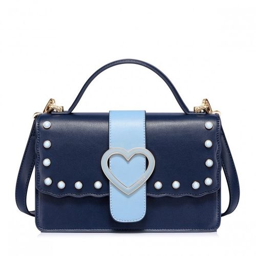 Kuferek niebieski z sercem na Arena.pl