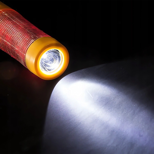 LATARKA ŻYCIA MŁOTEK BEZPIECZEŃSTWA 4W1 LED MAGNES NOŻYK DO PASÓW SURVIWAL na Arena.pl