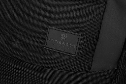 czarny sportowy plecak typu roll-top na regulowanych szelkach - peterson na Arena.pl