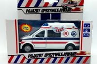 Van karetka pogotowia z glosem display HKG075