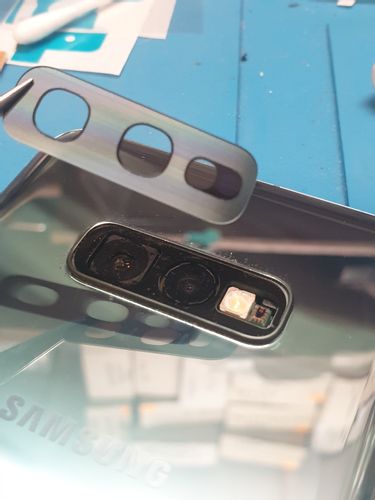 Samsung Galaxy S10e G970 ORYGINALNA SZYBKA KAMERY SZYBA OCZKO Srebrna na Arena.pl