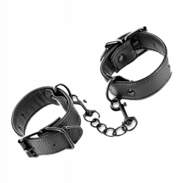 Kajdanki do podniecających zabaw BDSM. zdjęcie 6