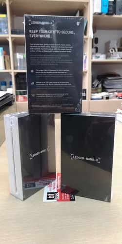 Portfel kryptowaluty LEDGER NANO X BTC ETH DOGE XRP ADA BCH wallet BitCoin na Arena.pl