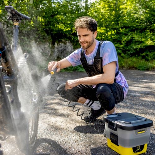 Przenośna myjka ciśnieniowa akumulatorowa Karcher OC 4 na Arena.pl