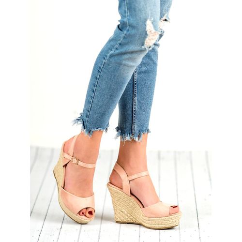 Pudrowe Sandałki r.37 na Arena.pl