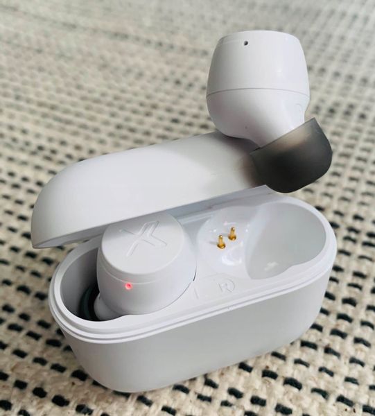 Słuchawki TWS Bluetooth Edifier IPX6 case 6godz zdjęcie 12
