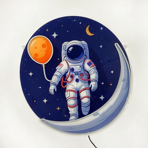 Lampka Nocna Astronauta na Arena.pl