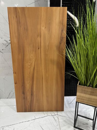 Gres drewnopodobny 120×60 - jasny, miodowy odcień dębu z rysunkiem słojów na Arena.pl