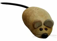 myszka z piaskowca figurka ogród prezent gartdeco1