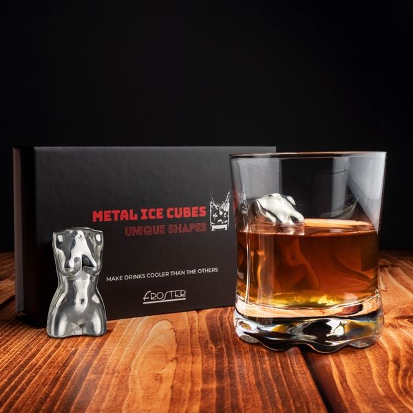 Metalowe Kostki do Drinków - Kobieta zdjęcie 2