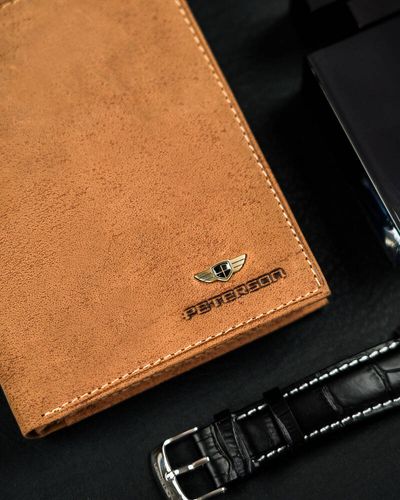 Skorzany portfel meski na karty na Arena.pl