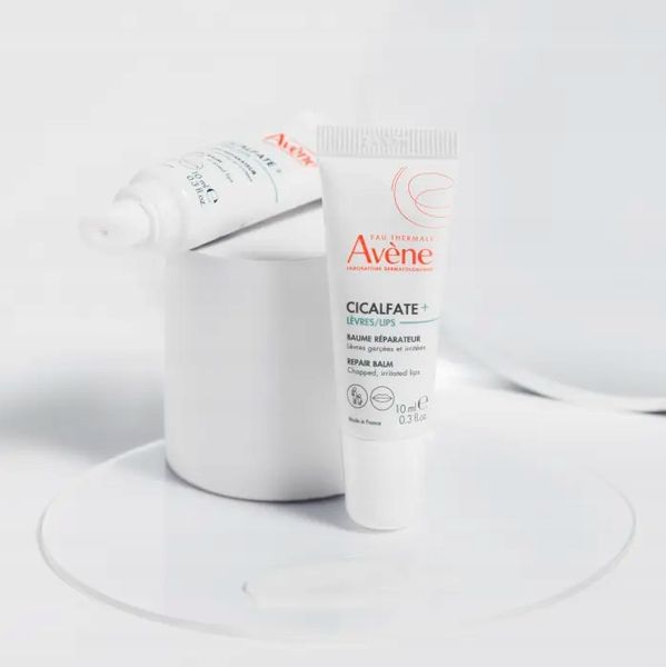 AVENE Cicalfate+ regenerujący balsam do ust 10 ml zdjęcie 2
