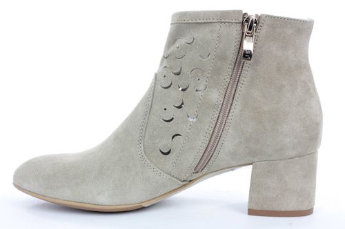 Botki Nessi 17146 beż 40 na Arena.pl