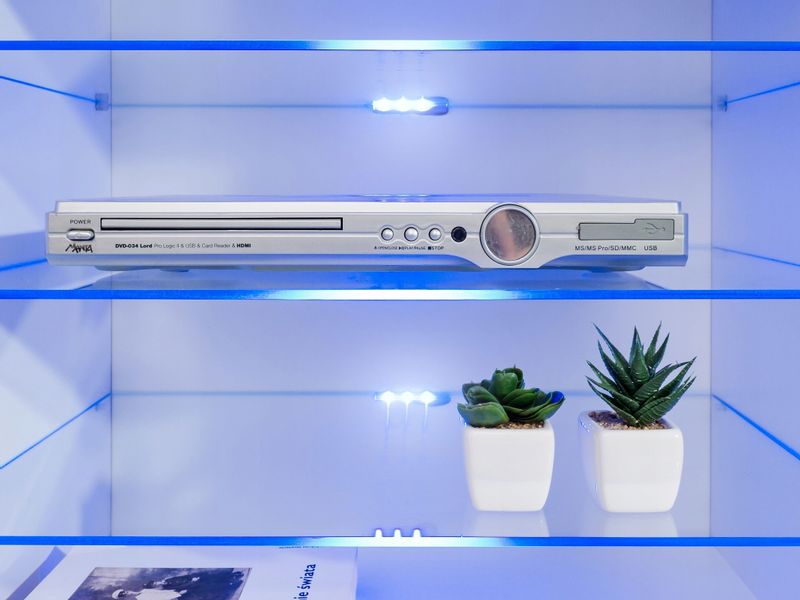 Pan Igiełka Szafka RTV LED Czarny Biały Dąb Wotan Połysk Mat Blue LEDs zdjęcie 9