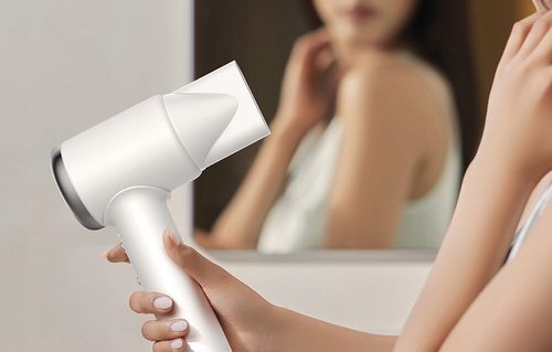 Suszarka Do Włosów Z Jonizacją Deerma Dem-Cf50W Z Wieszakiem Magnetycznym na Arena.pl