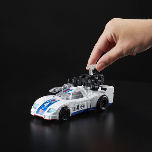 Transformers Generations - Figurka Deluxe Autobot Jazz E1125 na Arena.pl