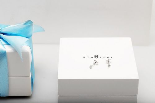 Złote kolczyki KZD5015M - Diament na Arena.pl