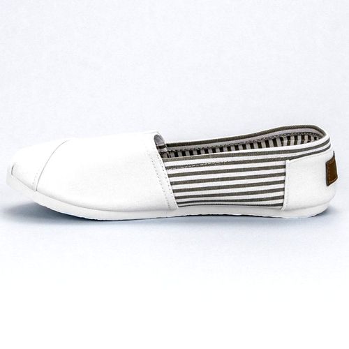 Lekkie Trampki Slip On r.41 na Arena.pl