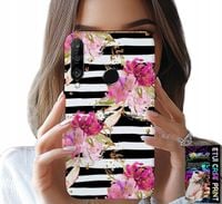 ETUI DO HUAWEI P30 LITE - KWIATKI W CZARNO - BIAŁE PASKI WZORY