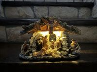 SZOPKA BOŻONARODZENIOWA KAMIENNA 30 CM Z OŚWIETLENIEM I FIGURAMI STAJENKA