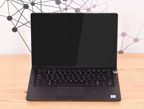 DELL 5300 2w1 13 cali i5 8Gen 32GB 512GB SSD NVMe HDMI dotykowy 360 na Arena.pl