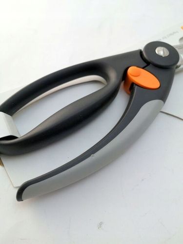 FISKARS NOŻYCE DO DROBIU FUNCTIONAL FORM na Arena.pl
