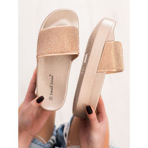 Klapki Na Platformie r.40 na Arena.pl