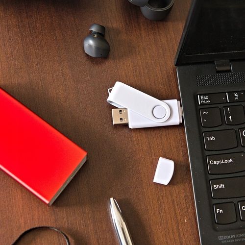 Pendrive prezent 64 GB 3.0 USB-C TYP C BIAŁY BEZ GRAWERA na Arena.pl