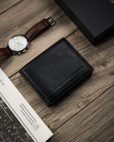 kompaktowy, pojemny portfel męski - cavaldi na Arena.pl