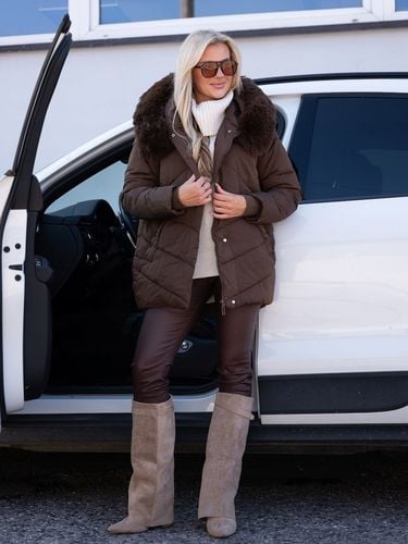 LEXI Klasyczna Luźna KURTKA Damska Pikowana Kaptur Z Futerkiem na Arena.pl