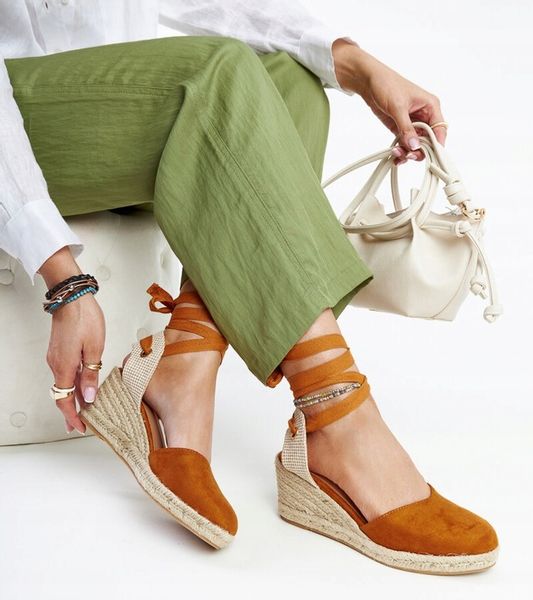 Brązowe wiązane espadryle na koturnie 38 zdjęcie 1