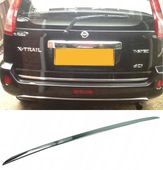 NISSAN X-TRAIL T-30 T30 - LISTWA CHROM na Klapę