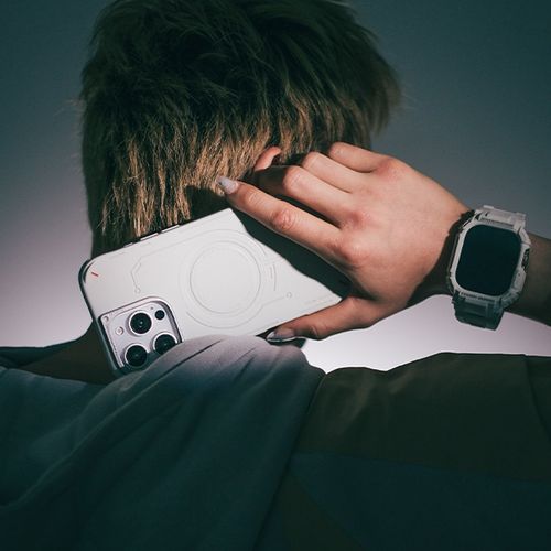 skinarma etui mecha iphone 16 pro max    6.9 magnetic charging na Arena.pl
