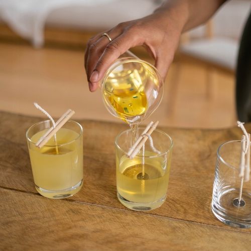 Wosk sojowy KeraSoy Container 4130 do świec zalewanych 1 kg na Arena.pl