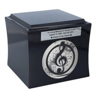 Drewniana urna z kluczem wiolinowym Urna dla muzyka Czarna / Pakietka