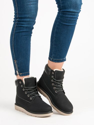 TRAPERKI NA PLATFORMIE Rozmiar - 38 na Arena.pl